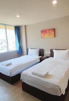Ban Bang Saen Hotel | The Sea Bangsaen Hotel