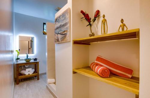 Placencia Hotel | The Sea Glass Inn