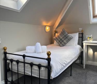 Whitby Hotel | The Seacliffe - Whitby
