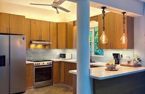Cabrera Villa | The SeaDog Inn-Spectacular Oceanfront Villa