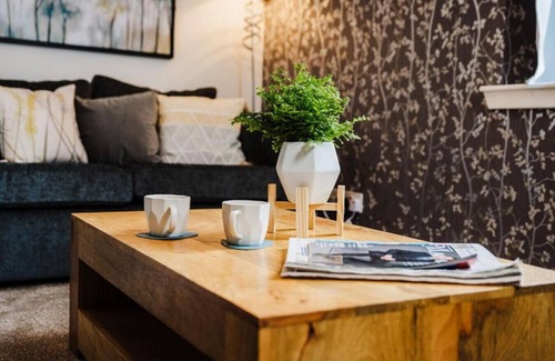 Elgin House | The Seaforth House Chic & Stylish