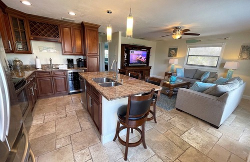 Fort Myers Beach Apartment | The Seahorse Suite. Welcoming guests back to Ft Myers Beach! 2 bedroom, 2 bath