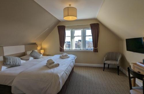 Selsey House | The Seal