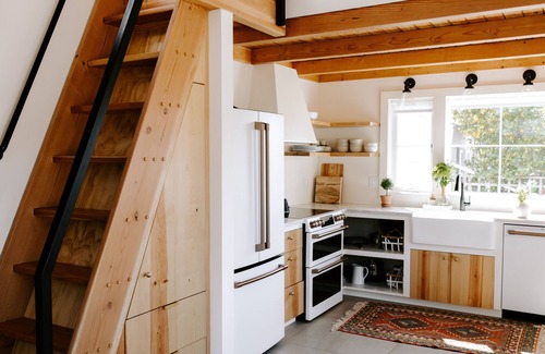 Gatewood House | The Seattle House - Guest House with a View in West Seattle.