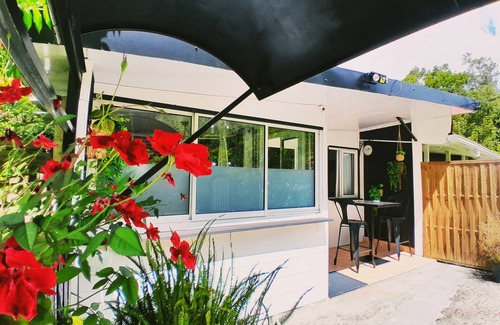 Salazie Apartment | The Secret Motel - Legacy
