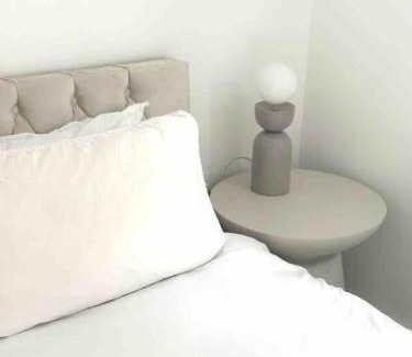 Haverstock Apartment | The secret Pink door in Camden