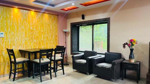 Panchgani Villa | The Secret Villa