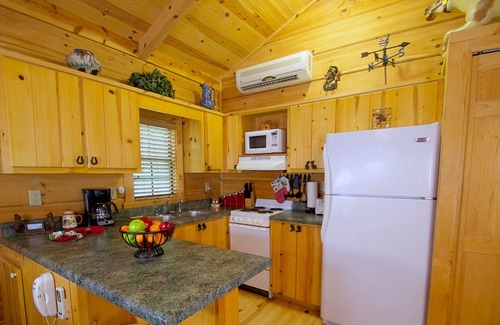Coalmont Cabin | The Seedling - Log Cabin in the Woods