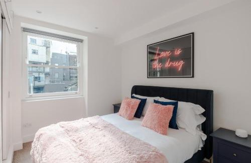 Fitzrovia Apartment | The Sensual Breeze - Fitzrovia - Frankie Says