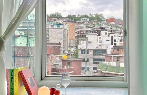 Changsin-dong Apartment | The Seoul city wall house