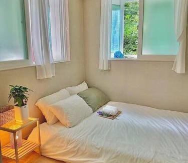 Changsin-dong Apartment | The Seoul city wall house
