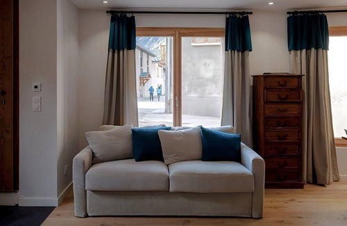 Champagny-en-Vanoise Apartment | The Serac - calm and confortable with garden