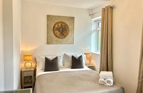 Chelsea Apartment | The Seraphina Suite - Chelsea