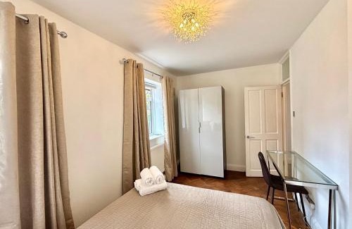 Chelsea Apartment | The Seraphina Suite - Chelsea