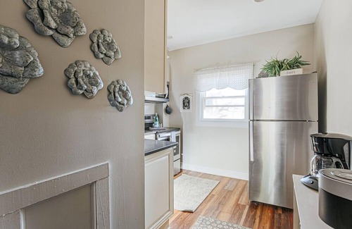 Staunton Apartment | The Serendipity Suite
