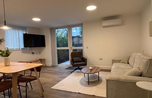 Haverstock Apartment | The Serene Retreat in Camden