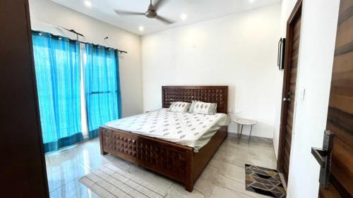 Noida Villa | The Serenity Retreat