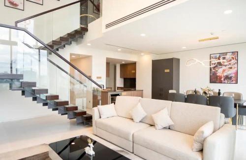 District 3 Apartment | The Serenity Sky Villas D3