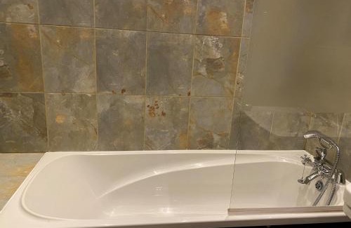 Timsbury Hotel | The Seven Stars