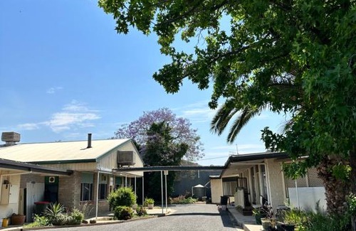 Balranald Hotel | The Shamrock Hotel Balranald