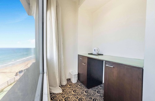 Herzliya Pituach Apartment | The Sharon Seaside Retreat