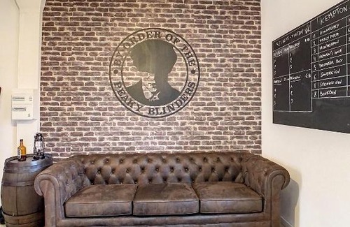 Saint-Acheul Apartment | The Shelby's house série Tv 4 pers Wifi