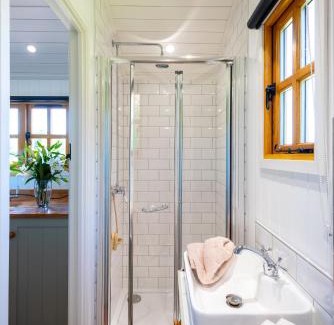 Wichenford Cabin | The Shepherds Retreat - Ockeridge Rural Retreats