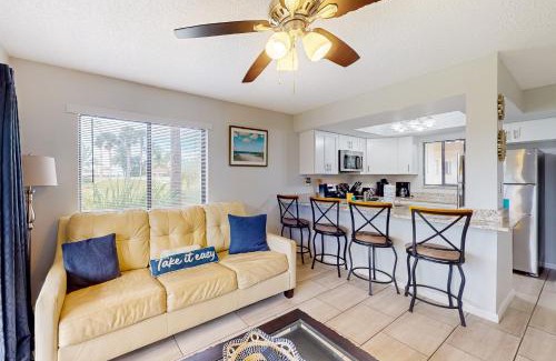 Butler Beach Apartment | The Shimmering Palm