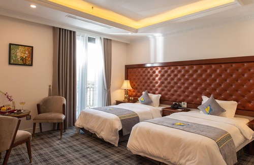 Ngo Quyen Hotel | The Shine Hotel