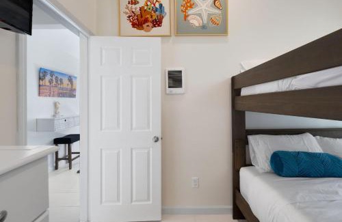 Townsite Villa | The Shining Sea B