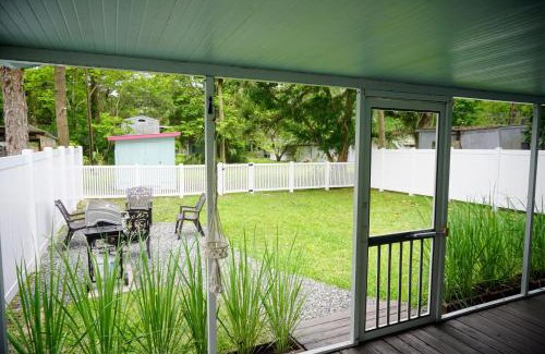 Yankeetown House | The Shiny Crab