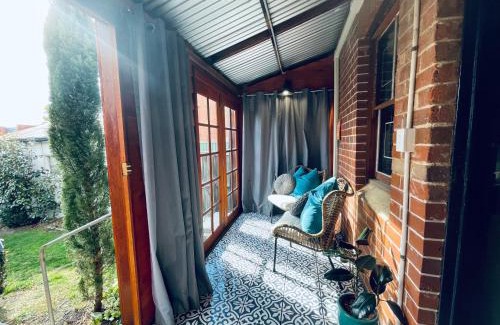 Tenterfield Apartment | The Shopkeepers Quarters
