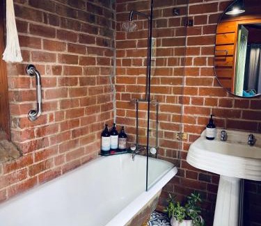 Tenterfield Apartment | The Shopkeepers Quarters