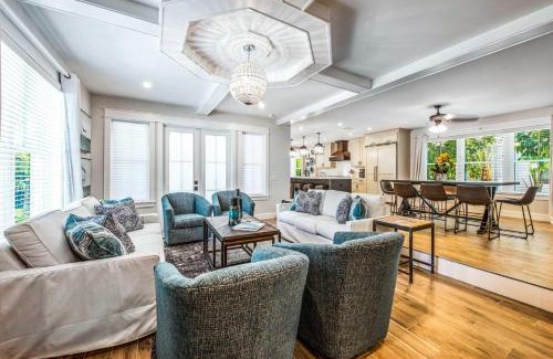 Saint Armands Key House | The Shore House