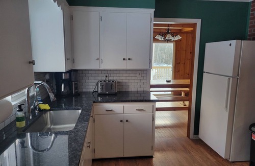 Killington Ski Chalet | The Shredquarters at Killington. Large deck, fast wi-fi, outdoor sauna