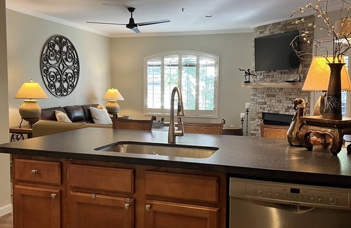 North Scottsdale Condo | "The Signature" Luxury Resort! Beautiful Scottsdale condo ~McDowell Mountain