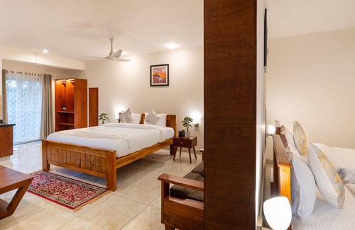Yelahanka Hotel | The Silver Chimes Suites