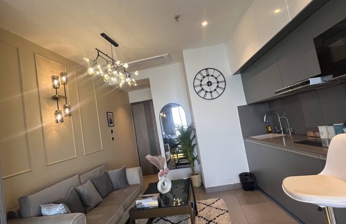 Noida Condo | The Silver stone - 31 Floor City Lights View Studio Apartment