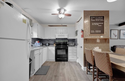 Village at Camelback House | The Ski Chair House - Ski In & Ski Out - Indoor Heated Comm Pool - Fireplace