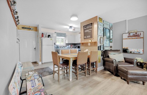 Village at Camelback House | The Ski Chair House - Ski In & Ski Out - Indoor Heated Comm Pool - Fireplace