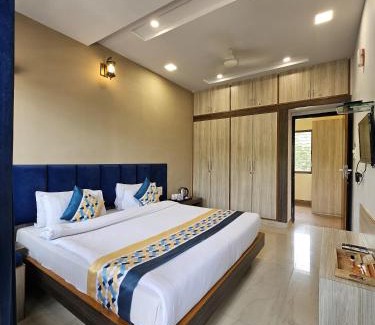 Nathdwara Hotel | The Sky Comfort Hotel Brahm Sambandh