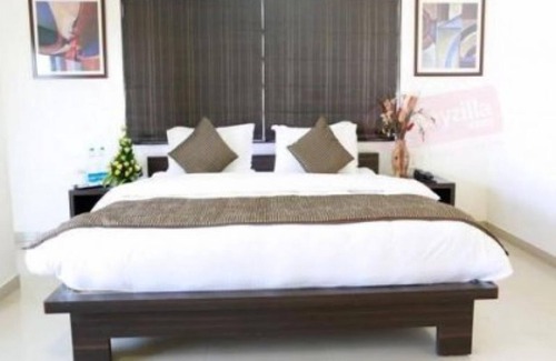 Jamnagar Hotel | The Sky Comfort-Hotel Jamnagar Residency