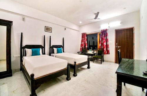 Kumbhalgarh Hotel | The Sky Imperial Jungle Camp Resort