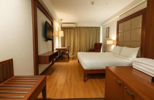 Thaltej Hotel | The Sky Imperial, Thaltej