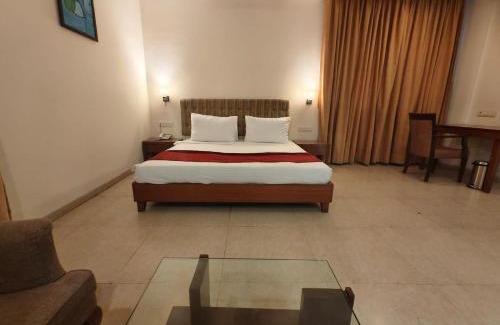 Thaltej Hotel | The Sky Imperial Thaltej