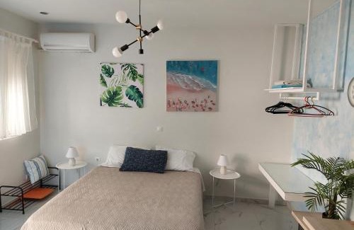 Petaloudes Apartment | The Sky Yard Eclectic Studios