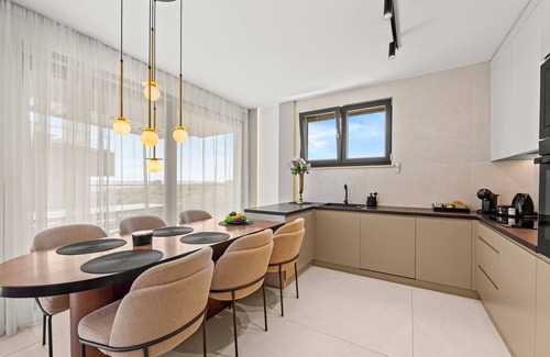 Kozino Apartment | The Skyview Penthouse with Infinity Pool