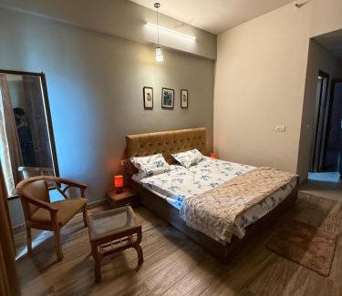 Greater Noida Bed & Breakfast | The sliversapling stay