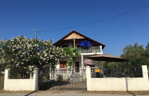 Asprovalta Apartment | THE SMARAGDA