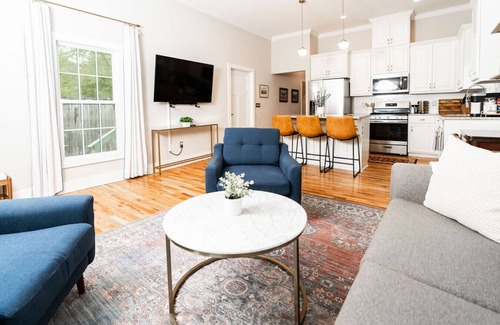 Columbus House | The Smith's Downtown